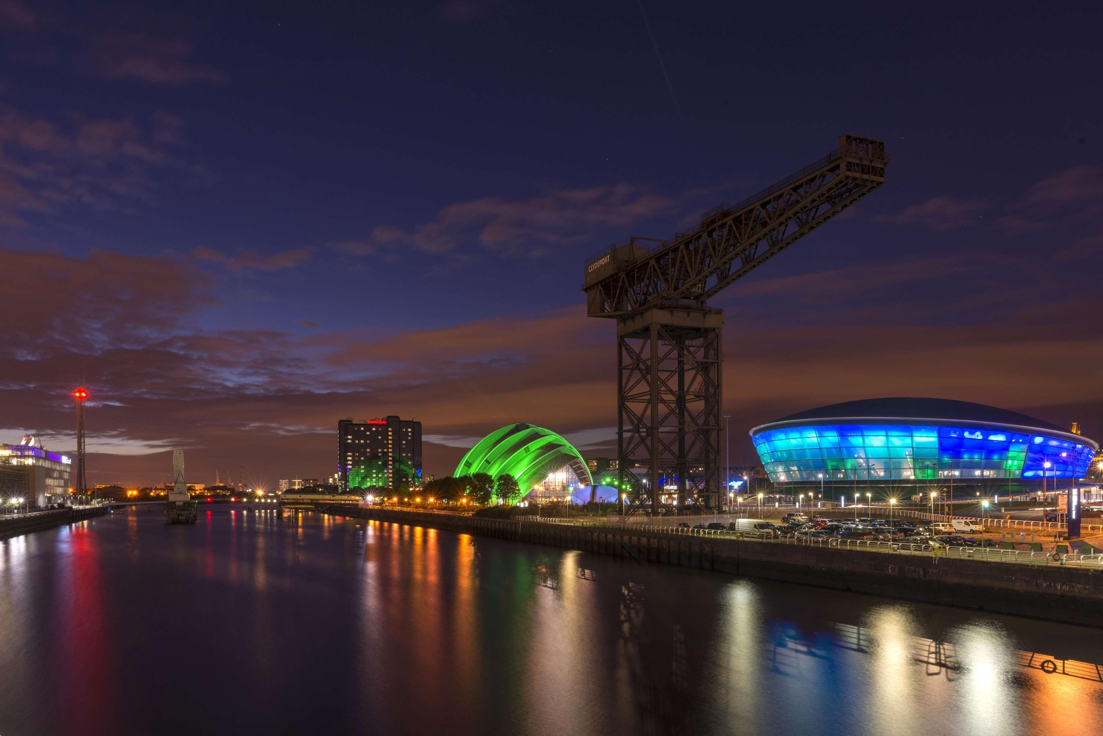 Hilton Garden Inn Glasgow City Centre Экстерьер фото
