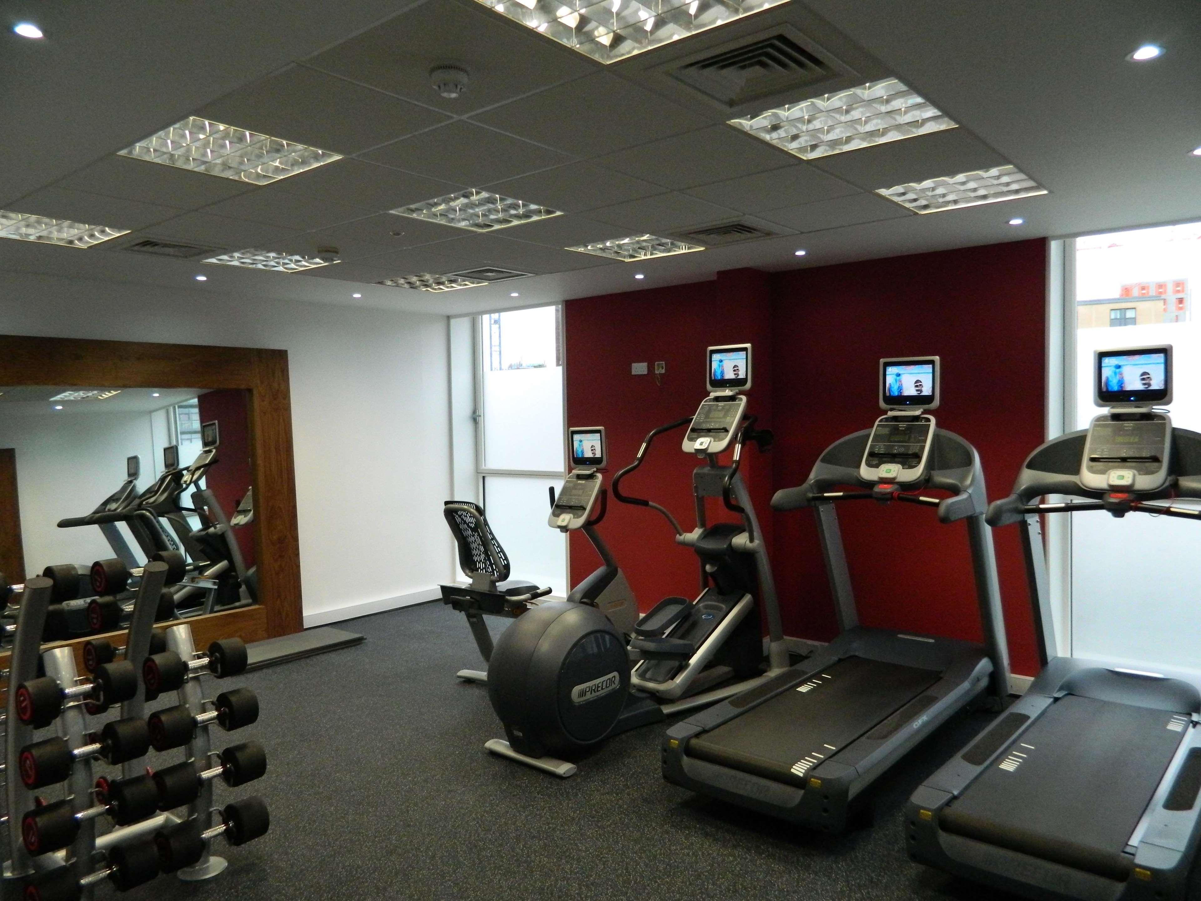 Hilton Garden Inn Glasgow City Centre Экстерьер фото